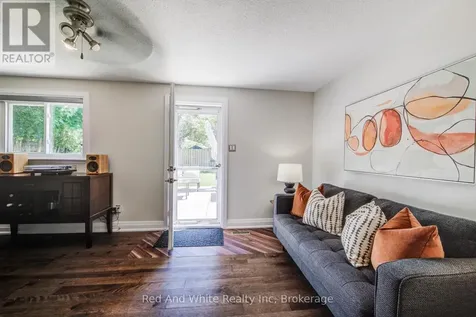 1138 Kathlene Court Cambridge ON N3H 4P2