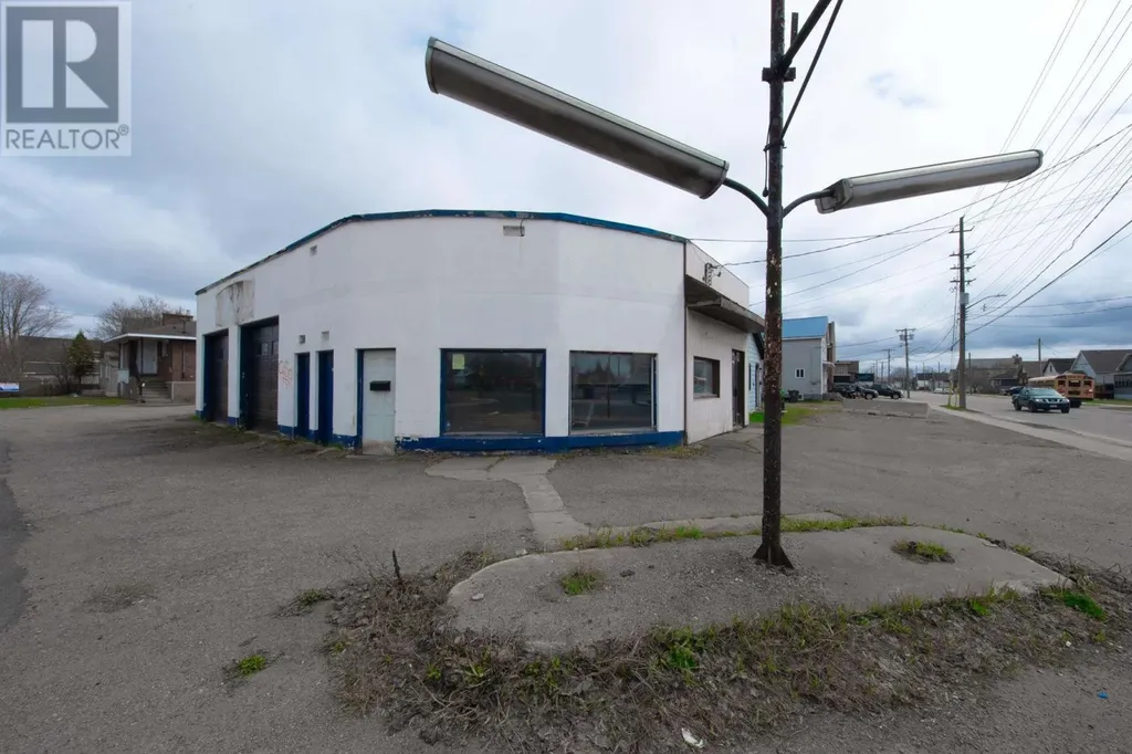 258 Goulais Avenue Sault Ste. Marie ON P6C 4Z9