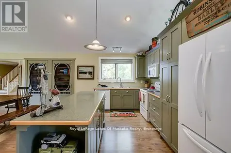 230 Ecclestone Drive Bracebridge ON P1L 1G4