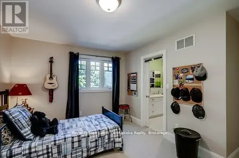 230 Ecclestone Drive Bracebridge ON P1L 1G4