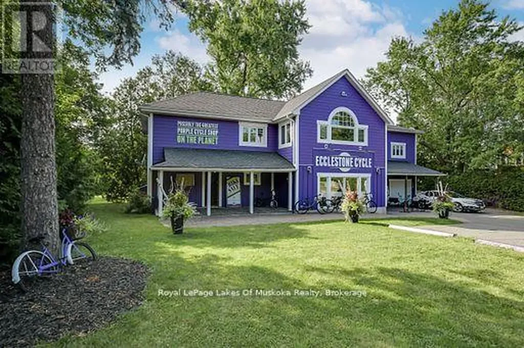 230 Ecclestone Drive Bracebridge ON P1L 1G4