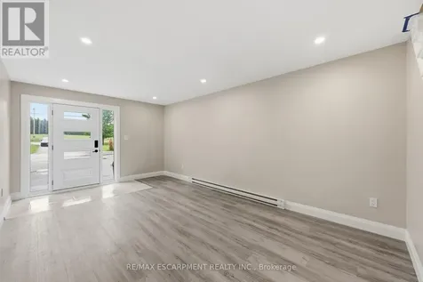 891 Centre Road Hamilton ON L8N 2Z7