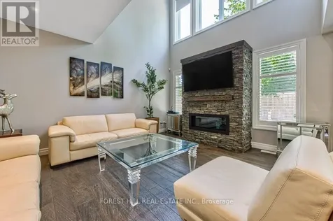 158 Eaglecrest Street Waterloo ON N2K 0C5