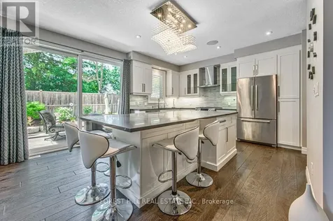158 Eaglecrest Street Waterloo ON N2K 0C5