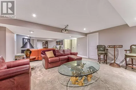 158 Eaglecrest Street Waterloo ON N2K 0C5