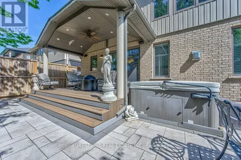 158 Eaglecrest Street Waterloo ON N2K 0C5