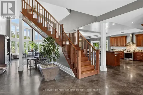1221 Youngs Cove Road Selwyn ON K0L 1T0