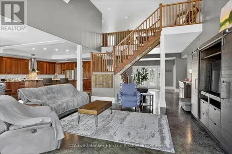 1221 Youngs Cove Road Selwyn ON K0L 1T0