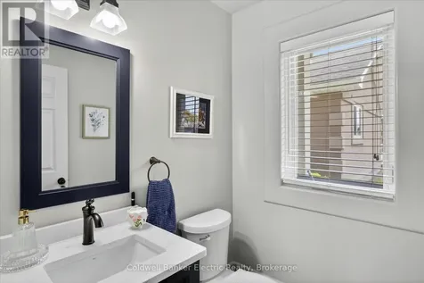1221 Youngs Cove Road Selwyn ON K0L 1T0