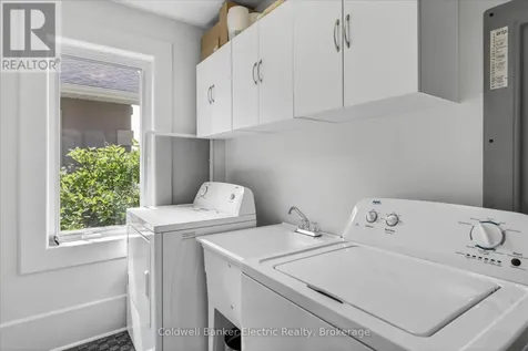 1221 Youngs Cove Road Selwyn ON K0L 1T0