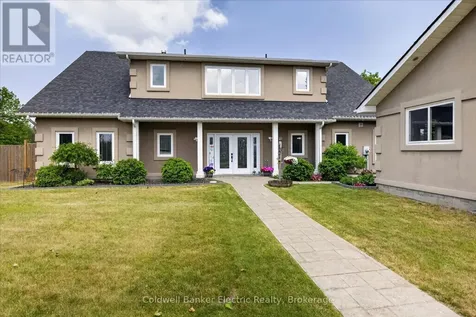 1221 Youngs Cove Road Selwyn ON K0L 1T0