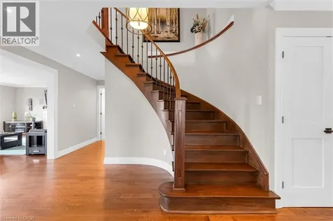 1539 Bayshire Drive Oakville ON L6H 6E5