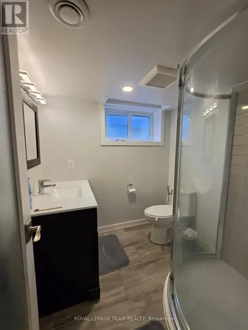 1247 Summerville Avenue Ottawa ON K1Z 8G6