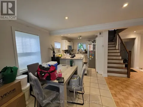 1247 Summerville Avenue Ottawa ON K1Z 8G6