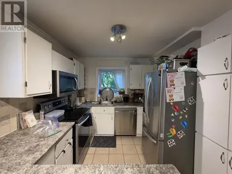 1247 Summerville Avenue Ottawa ON K1Z 8G6