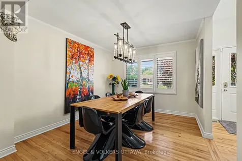 176 Sanford Avenue Ottawa ON K2C 0E9