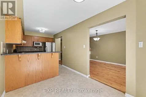 30 Midwood Private Ottawa ON K2J 5L7