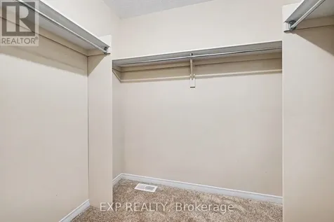30 Midwood Private Ottawa ON K2J 5L7