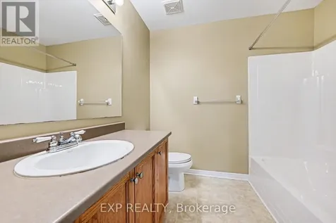 30 Midwood Private Ottawa ON K2J 5L7