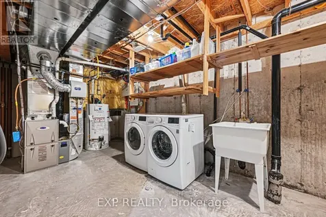 30 Midwood Private Ottawa ON K2J 5L7
