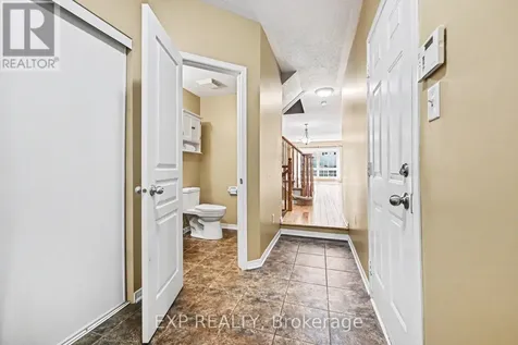 30 Midwood Private Ottawa ON K2J 5L7