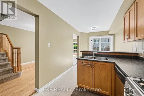 30 Midwood Private Ottawa ON K2J 5L7