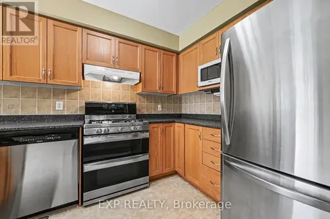30 Midwood Private Ottawa ON K2J 5L7