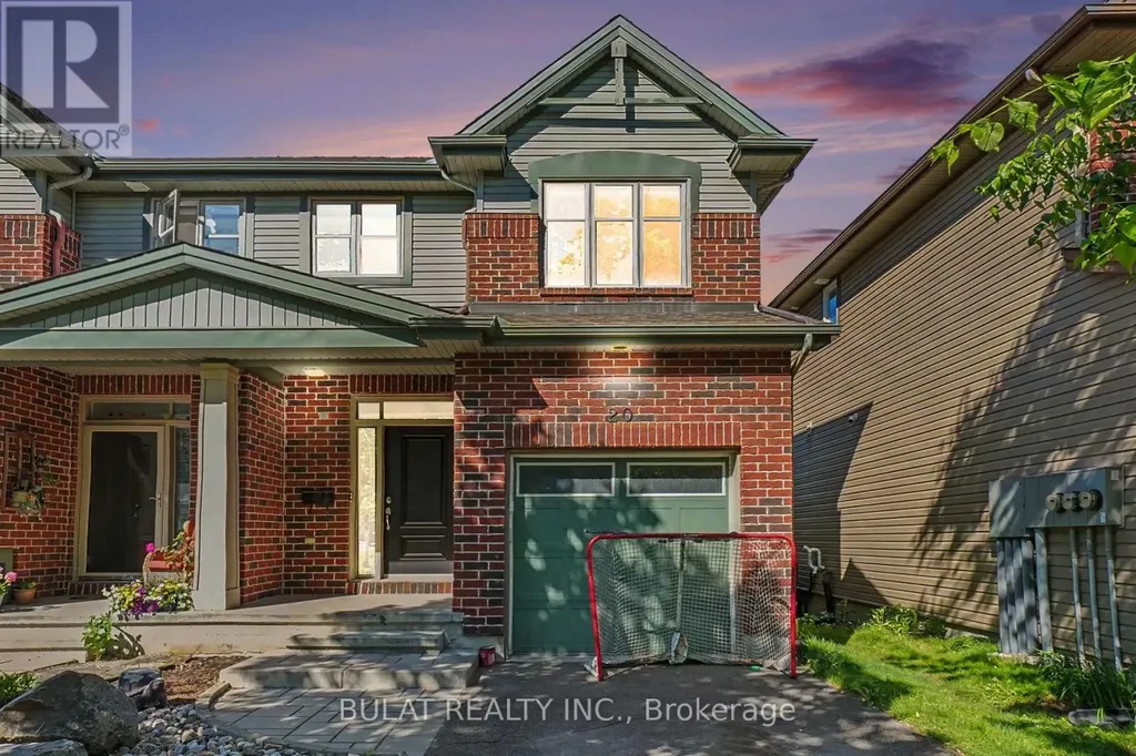 20 Mccooeye Lane Ottawa ON K2S 1B9