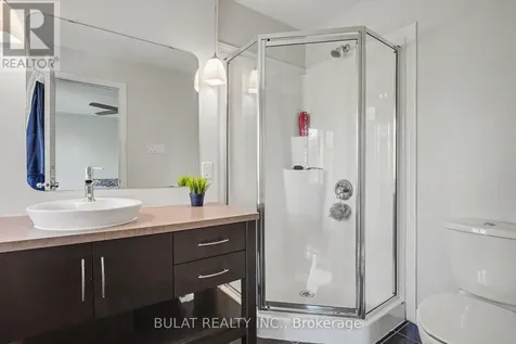 20 Mccooeye Lane Ottawa ON K2S 1B9