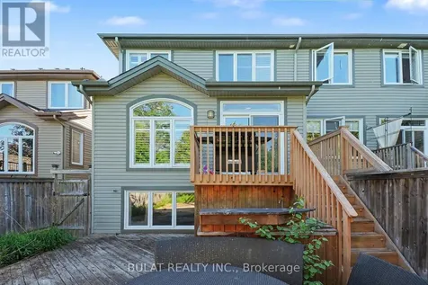 20 Mccooeye Lane Ottawa ON K2S 1B9