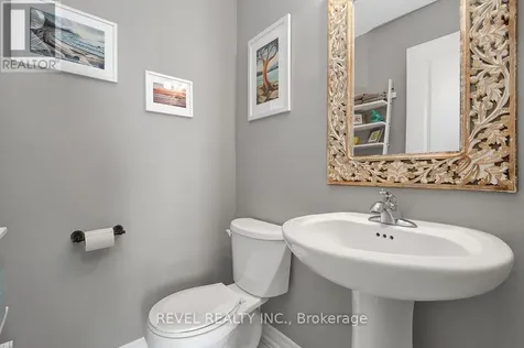 723 White Alder Avenue Ottawa ON K1T 0E8