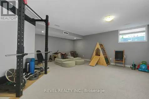 723 White Alder Avenue Ottawa ON K1T 0E8