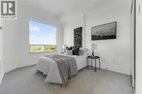 2511 Lakeshore Road West Oakville ON L6L 6L9