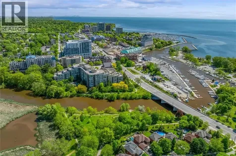 2511 Lakeshore Road West Oakville ON L6L 6L9