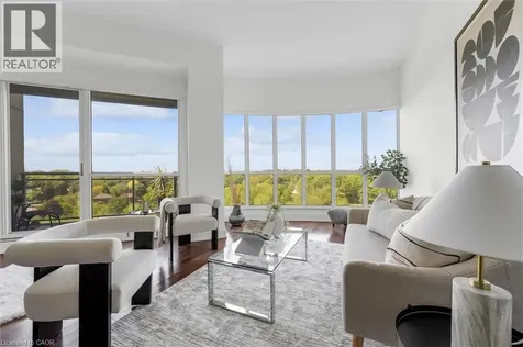 2511 Lakeshore Road West Oakville ON L6L 6L9