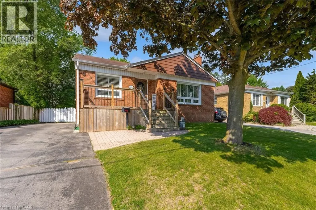 614 Drury Lane Burlington ON L7R 2X6