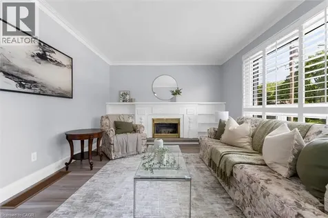 614 Drury Lane Burlington ON L7R 2X6