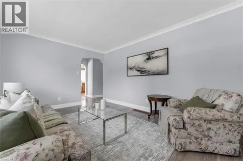 614 Drury Lane Burlington ON L7R 2X6