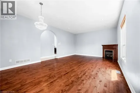 4 Clairfields Drive Guelph ON N1G 5H5