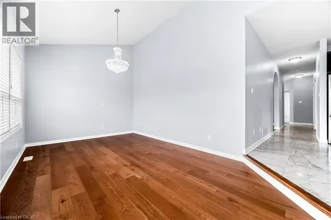 4 Clairfields Drive Guelph ON N1G 5H5