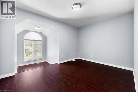 4 Clairfields Drive Guelph ON N1G 5H5