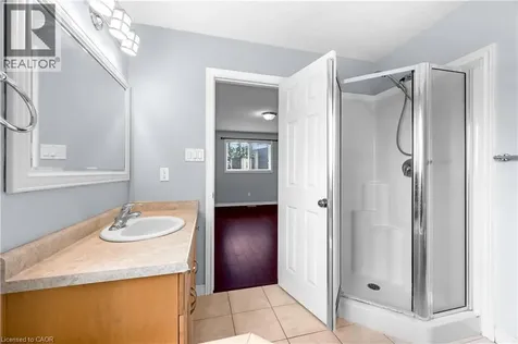 4 Clairfields Drive Guelph ON N1G 5H5