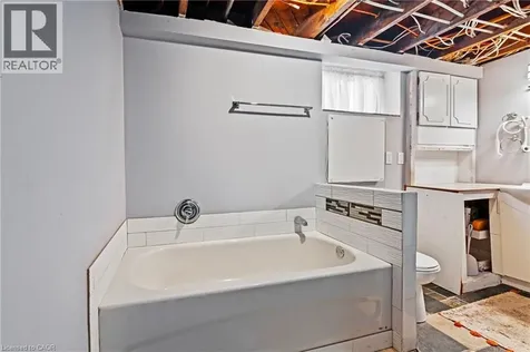 19 Bridge Street St. Catharines ON L2S 2V7
