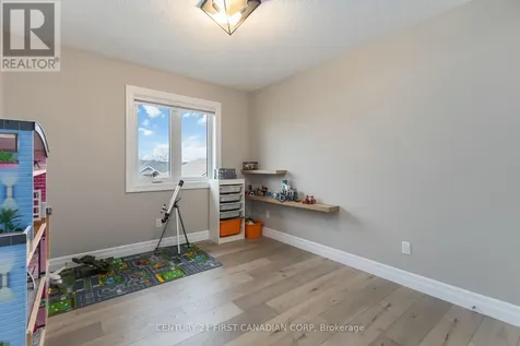 52 Royal Dornoch Drive St. Thomas ON N5R 0K3