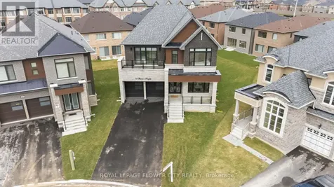 13 Pearen Heights Caledon ON L7C 4N4