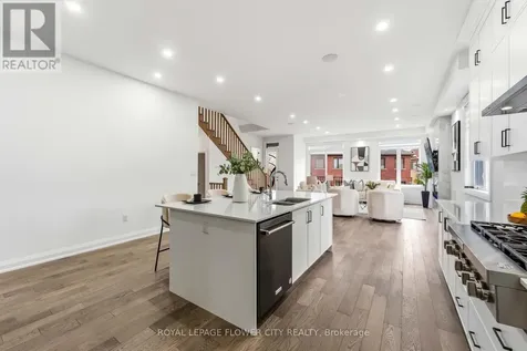 13 Pearen Heights Caledon ON L7C 4N4