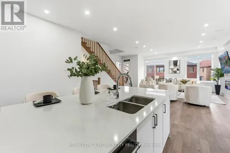 13 Pearen Heights Caledon ON L7C 4N4