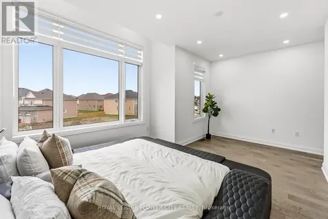 13 Pearen Heights Caledon ON L7C 4N4