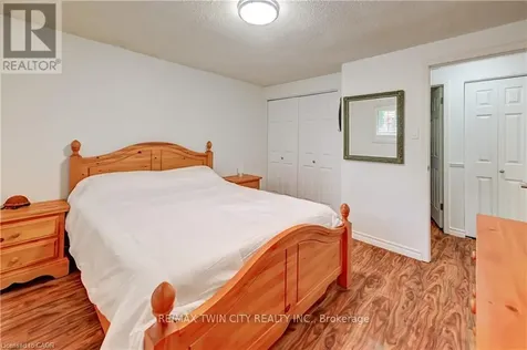 3 Parkland Crescent Kitchener ON N2N 1R5