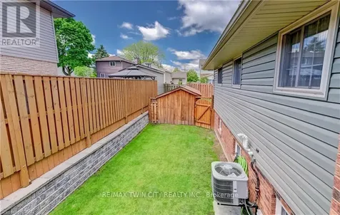 3 Parkland Crescent Kitchener ON N2N 1R5